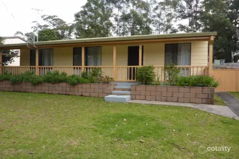 33 Cornfield Pde, Fishermans Paradise, NSW 2539