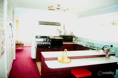 Property photo of 54 Fairbairn Road Cranbourne VIC 3977