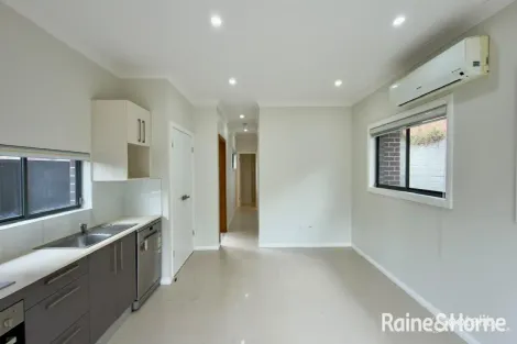 3 Pilot Cl, Minto, NSW 2566