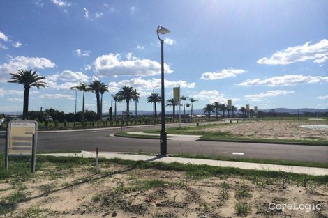 Property photo of 16 View Line Terrace Hope Island QLD 4212
