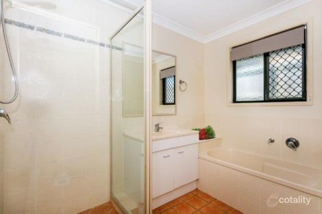 Property photo of 13 Windamere Court Heritage Park QLD 4118