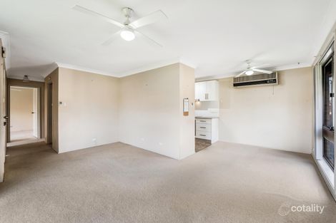 Property photo of 1/65 Fuchsia Crescent Macquarie Fields NSW 2564