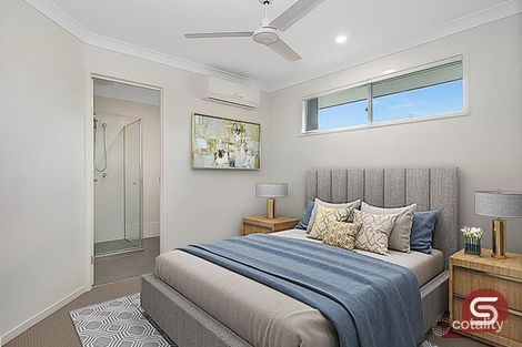 Property photo of 2/18 Westall Place Redbank Plains QLD 4301