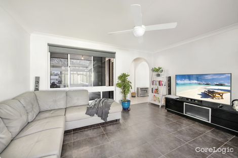 Property photo of 17 Whitehead Close Kariong NSW 2250