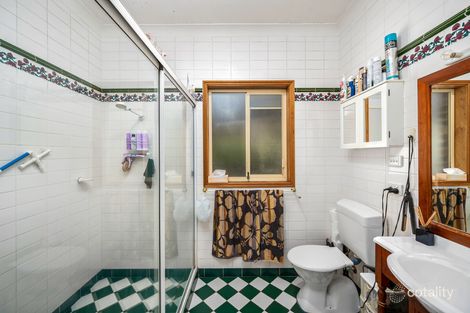 Property photo of 5 Florabelle Close Mount Hutton NSW 2290