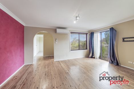 Property photo of 2 Mongon Place St Helens Park NSW 2560