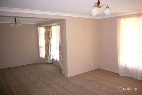 Property photo of 16 Stephens Square Mallabula NSW 2319