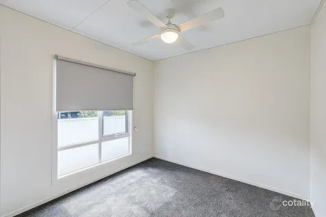 Property photo of 7 Station Road Loganlea QLD 4131