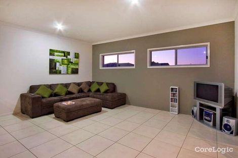 Property photo of 4 Camden Court Pottsville NSW 2489