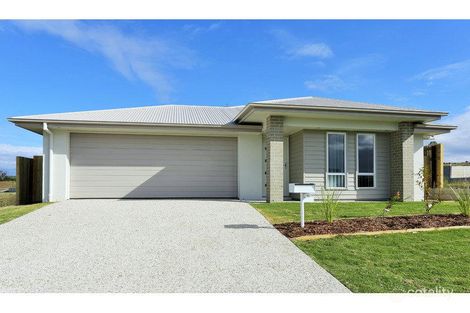Property photo of 10 Spruce Street Loganlea QLD 4131