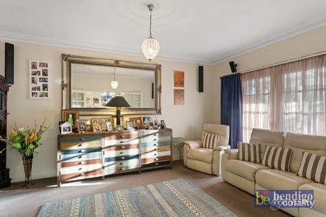 Property photo of 15 Poorinda Crescent Kangaroo Flat VIC 3555