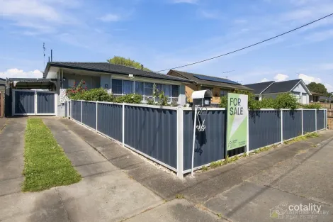 14 Manning Dr, Churchill, VIC 3842