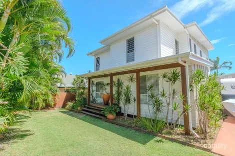 Property photo of 17 Bombala Crescent Rainbow Beach QLD 4581