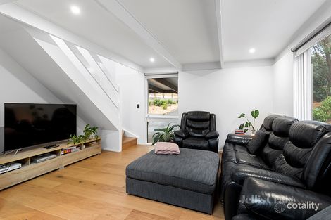 Property photo of 50 Pound Road Warrandyte VIC 3113