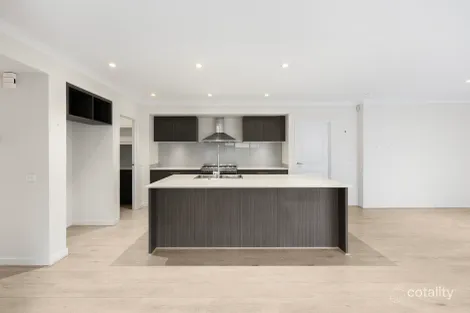 Property photo of 107 Champion Parade Craigieburn VIC 3064