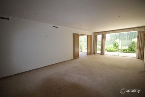 Property photo of 10/225 Orrong Road St Kilda East VIC 3183