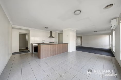 Property photo of 17 Manuka Grove Wyndham Vale VIC 3024