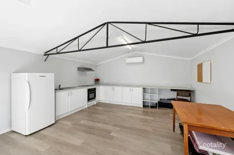 Property photo of 31 Lawrence Street Camperdown VIC 3260