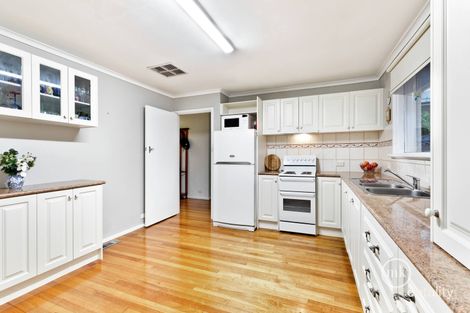 Property photo of 3 Medbury Avenue Watsonia VIC 3087