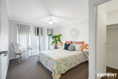 Property photo of 5 Majesty Street Rural View QLD 4740