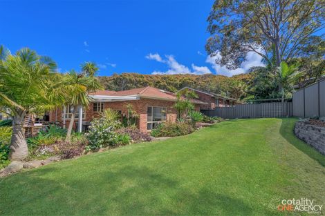 Property photo of 30 Copper Valley Close Caves Beach NSW 2281