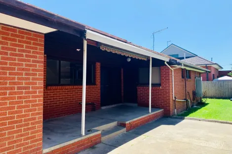 2/130b Alexander Ave, Thomastown, VIC 3074