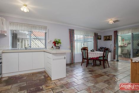 8/28 Dress Cir, Warnbro, WA 6169