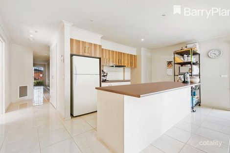 Property photo of 25 Galeff Avenue Truganina VIC 3029