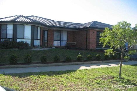 Property photo of 19 Staunton Walk Cranbourne East VIC 3977