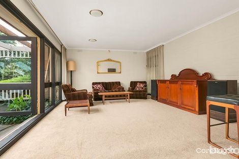 Property photo of 4 Glenarm Place Mount Waverley VIC 3149