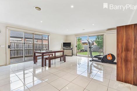 Property photo of 25 Galeff Avenue Truganina VIC 3029