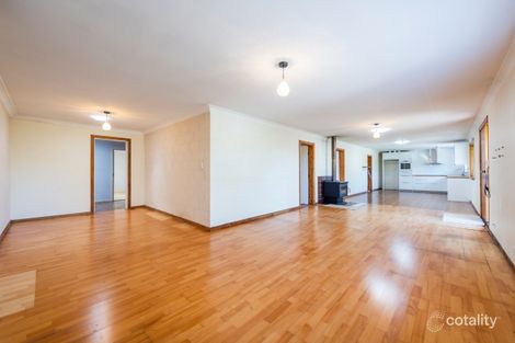 Property photo of 18 Kerrani Place Coutts Crossing NSW 2460