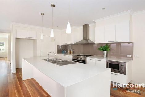 Property photo of 102 Highpark Drive Wollert VIC 3750