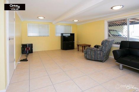 Property photo of 44 King Street Urangan QLD 4655