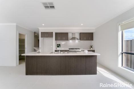Property photo of 14 Butternut Way Tarneit VIC 3029
