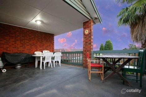 Property photo of 29 Thompson Circuit Mill Park VIC 3082