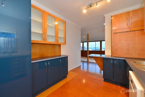 Property photo of 32 Auckland Street Gladstone Central QLD 4680