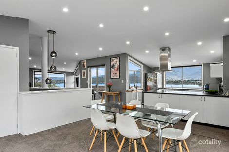 Property photo of 124 Derwent Avenue Lindisfarne TAS 7015