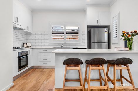 Property photo of 2/50 Royal Parade Reservoir VIC 3073