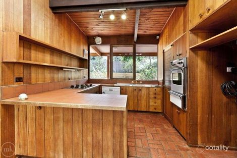 Property photo of 91 Fernside Avenue Briar Hill VIC 3088