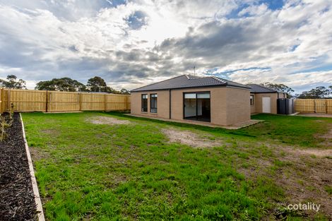 Property photo of 8 Cardinal Drive Eagle Point VIC 3878