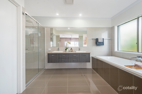 Property photo of 9 Looby Crescent Pimpama QLD 4209