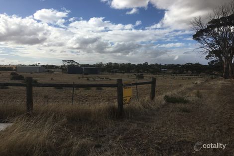 Property photo of 2 Hennessy Place Goomalling WA 6460