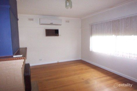 Property photo of 18 Symonds Street Golden Square VIC 3555