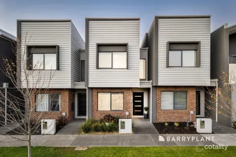92 EMMELINE ROW, ROWVILLE, VIC 3178