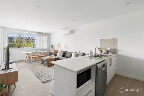 9/120 John Gorton Dr, Coombs, ACT 2611
