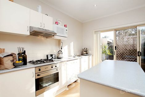 2a Chatfield St, Kingsville, VIC 3012