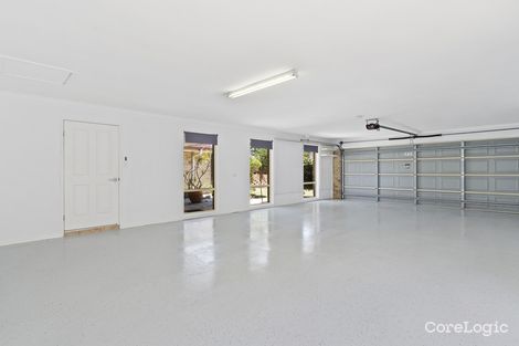 Property photo of 22 Gippsland Drive Helensvale QLD 4212