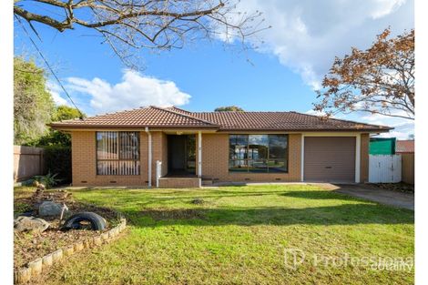 Property photo of 11 Sinnett Court West Wodonga VIC 3690