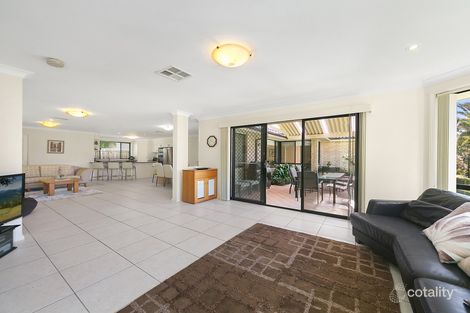 Property photo of 71 Green Point Drive Belmont NSW 2280